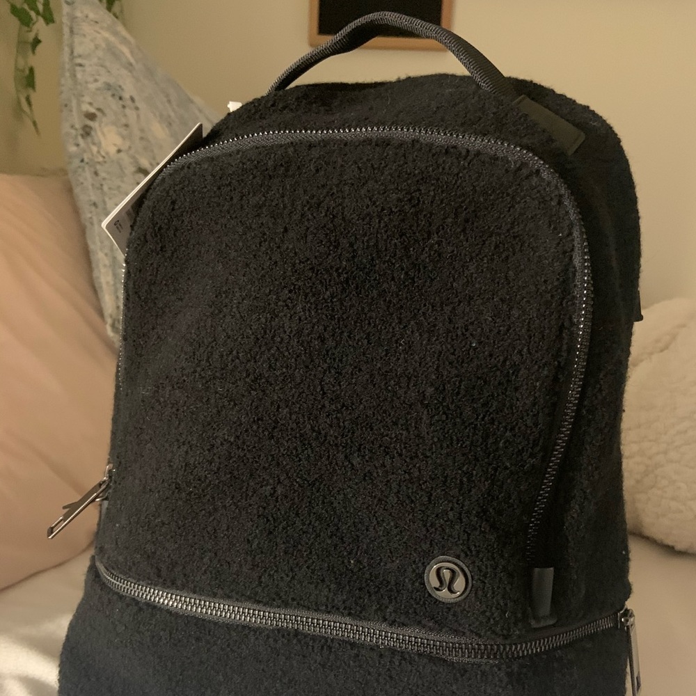 NWT lululemon city adventurer mini backpack